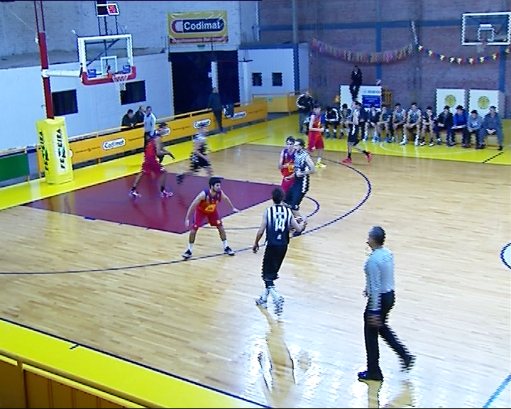 Basquet de primera: Ganaron Bahiense, Villa Mitre y Estudiantes