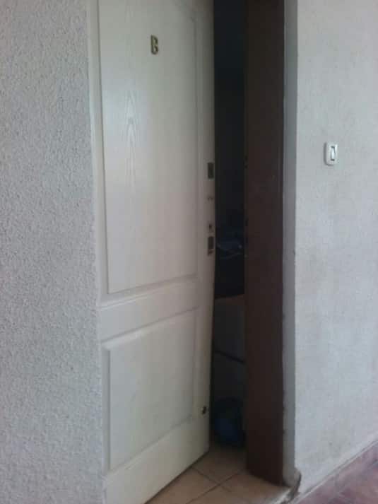 Le desvalijaron la casa mientras estaba trabajando