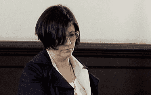 Por adulterar las sentencias