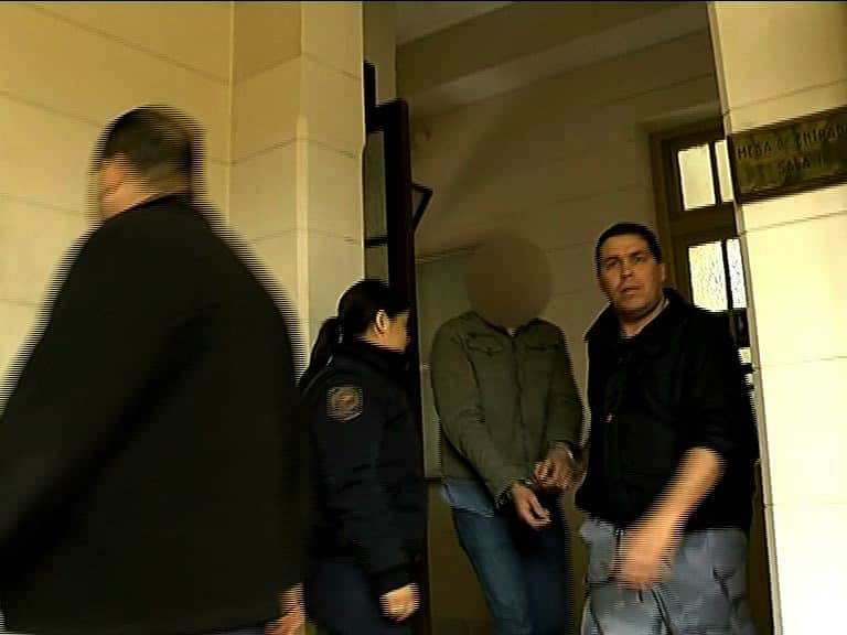 32 años de prisión para el hombre que violó a sus dos hijas y a una sobrina