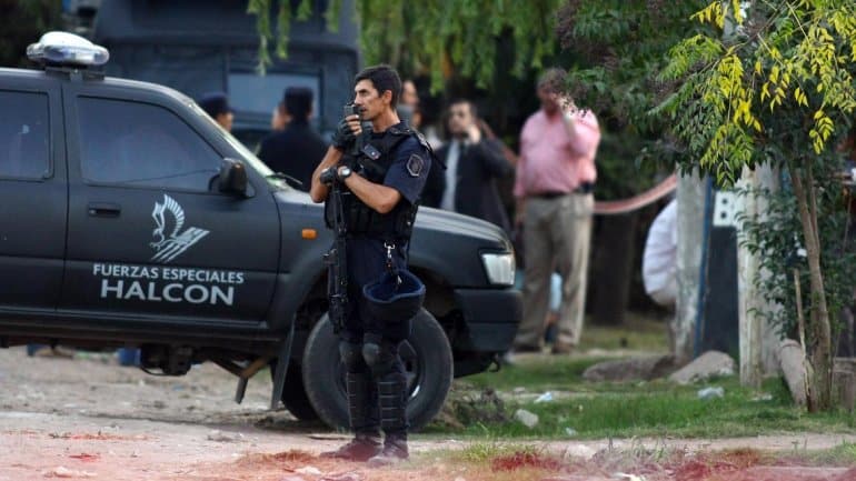 Asesinaron a un policía bahiense durante un operativo en La Matanza