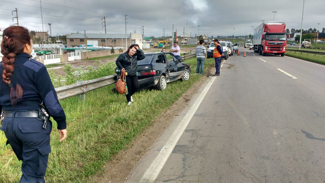 Accidente sin victimas en ruta 3 y acceso a puerto