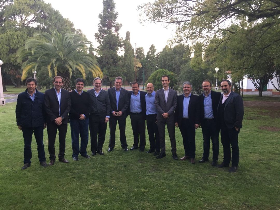 El intendente Gay en Olivos