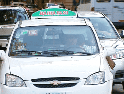 Se aprobó el aumento de taxis y remises