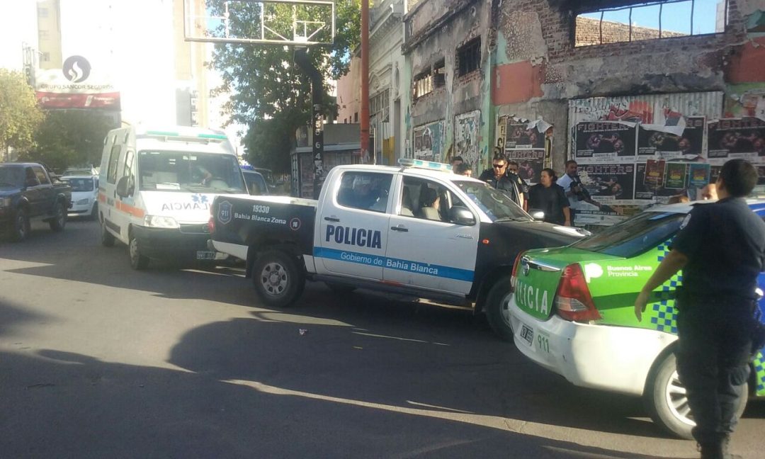 Ahora: apuñalaron a un joven en centro