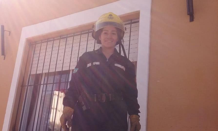 La bombero que se hizo viral por una foto entre tantos incendios