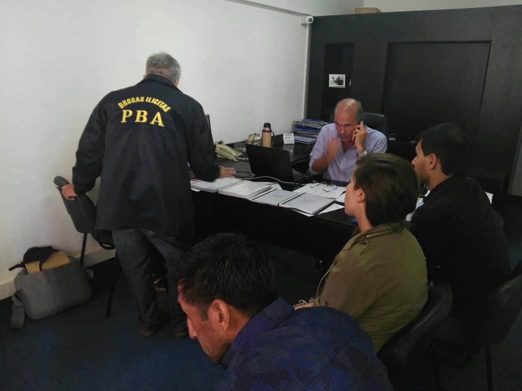 Allanaron las oficinas de Absa en una causa contra Scioli