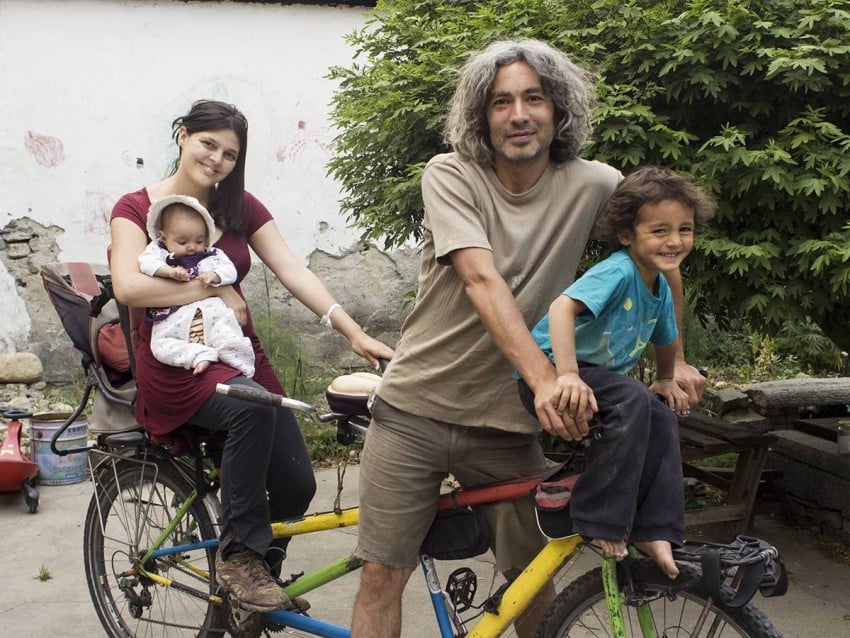 La familia viajera que lleva 10 años de luna de miel
