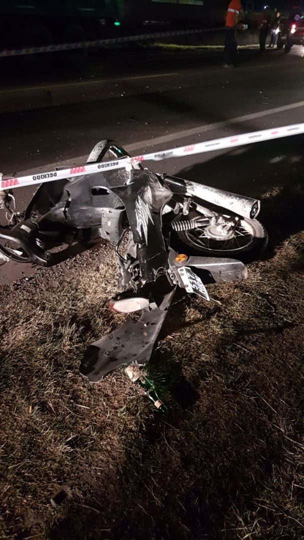 Ruta 3: Dos personas fallecieron tras un choque