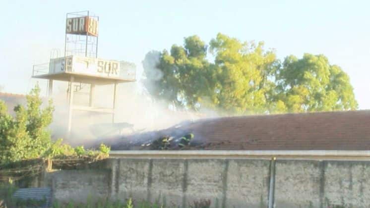Un incendio destruyó parte del Hotel Alojamiento Mesón Sur