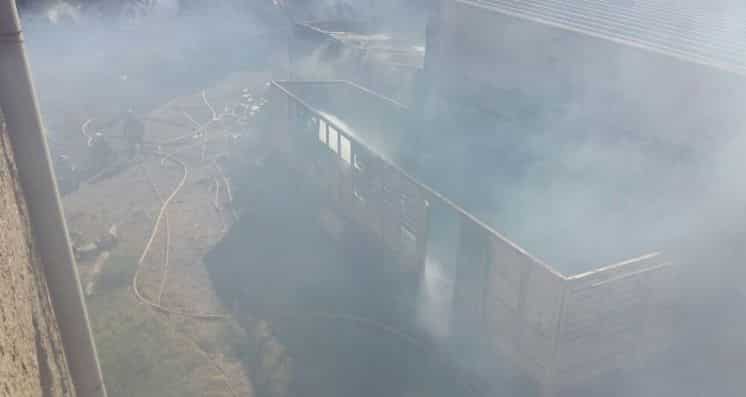Pérdidas totales tras incendio en un depósito