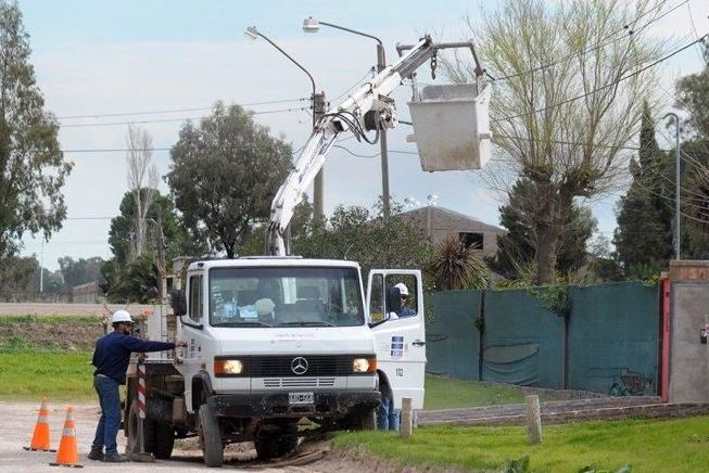 Reiterados y prolongados cortes de luz en Bahía Blanca