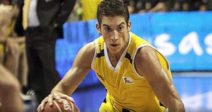 El bahiense Richotti se recupera encestando