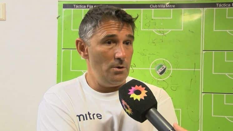 Domizzi ya no es el técnico de Villa Mitre
