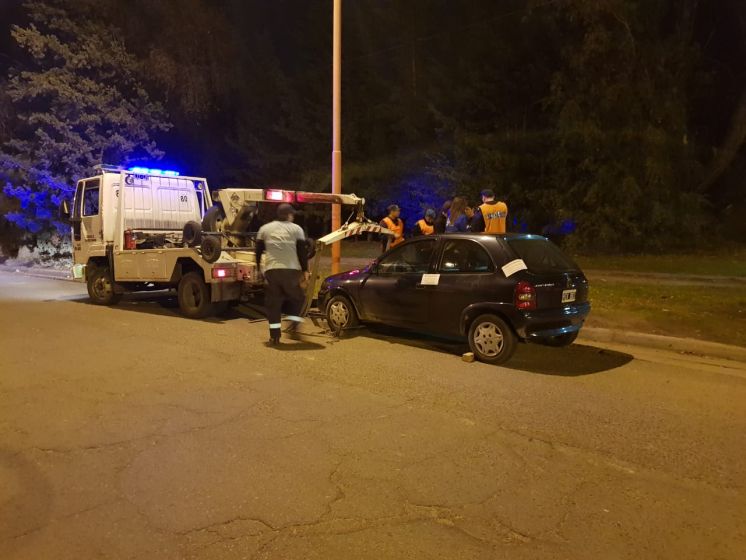 Realizaba maniobras peligrosas, lo pararon y estaba borracho