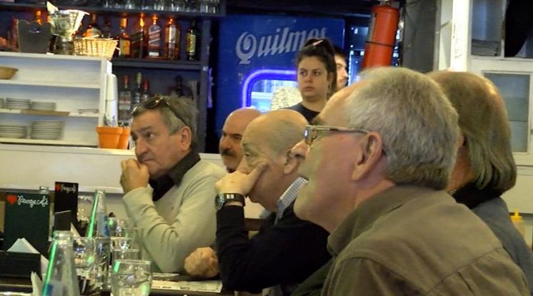 Cómo vivieron los bahienses la derrota contra Croacia