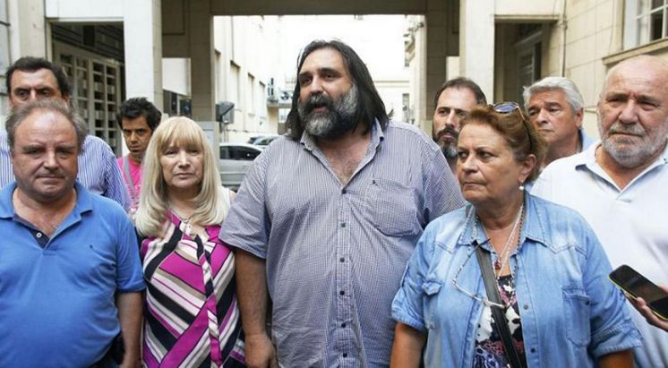 Los docentes anticipan a una paritaria caliente
