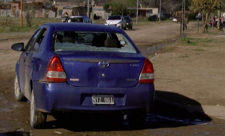 Un policía herido luego de ser baleado
