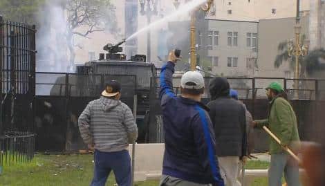 Incidentes frente al Congreso
