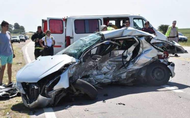 6 muertos en un choque a 30 kilómetros de Santa Rosa