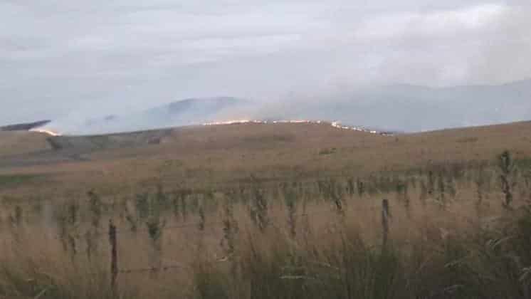 Se reavivó el fuego en las sierras de Pringles