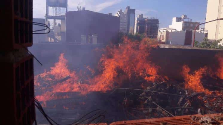Incendio en una obra en construcción