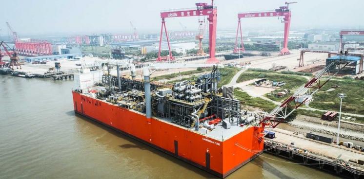 En febrero llegará la barcaza para exportar gas desde el Puerto bahiense