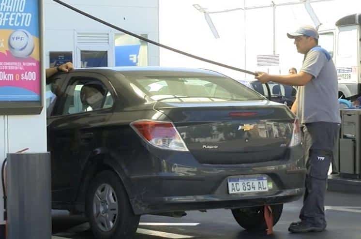 Bajó el valor del combustible, qué piensa la gente