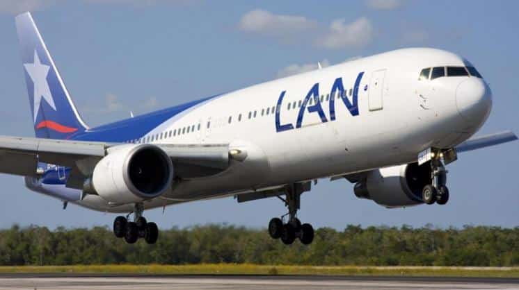 Pilotos de Lan anuncian paro para mañana