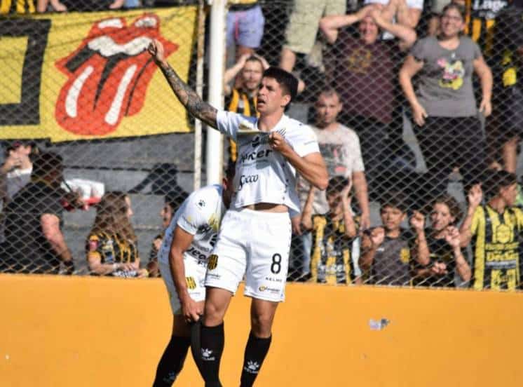 Olimpo ganó un partido clave por la permanencia