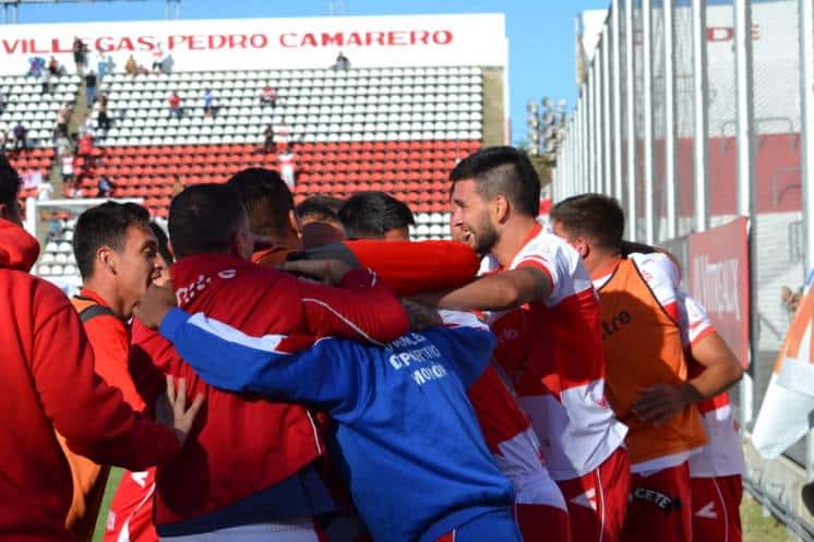 Con polémica perdió Olimpo ante Deportivo Morón y sigue complicado