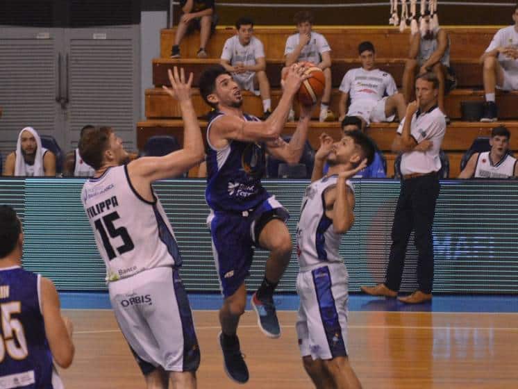 Bahía Basket cayó en Corrientes