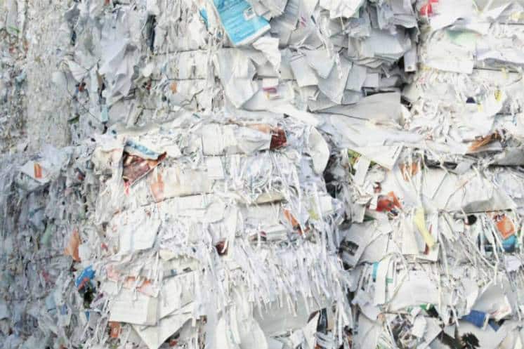 Ni plástico ni madera: el material más económico que podés usar para reciclar