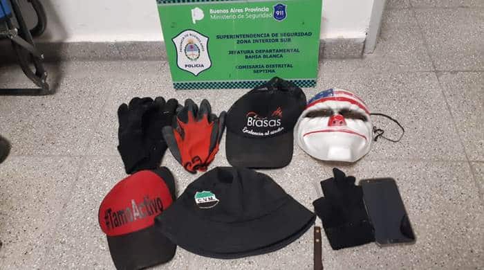 Los acusan de robar con máscaras: les encontraron 1 kilo de marihuana