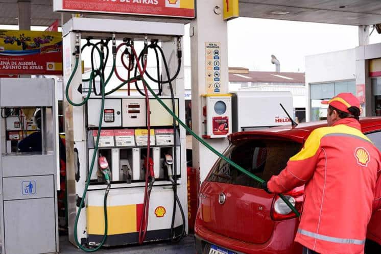 Shell aumentó el combustible