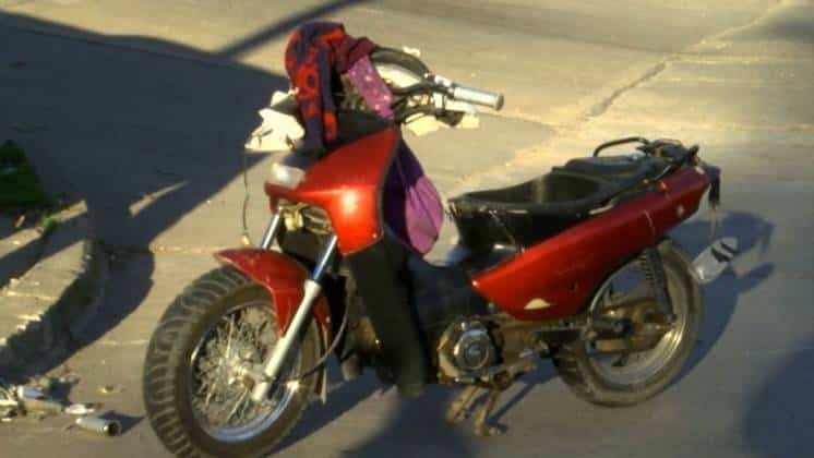 Un motociclista herido en un fuerte accidente en Punta Alta y Humboldt