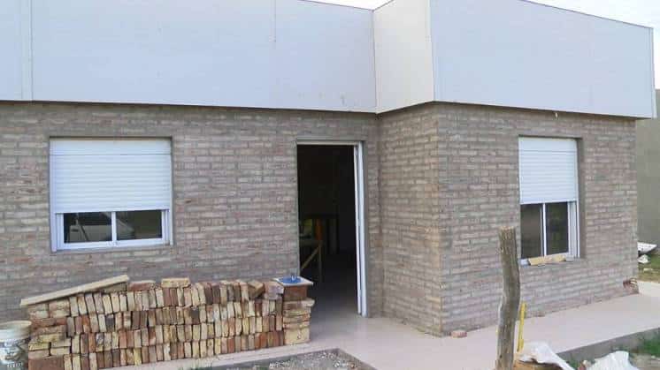 Denuncian estafa con la compra de casas y terrenos
