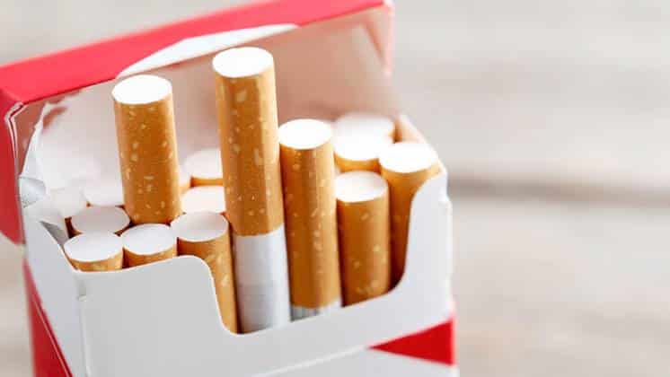 Suben los cigarrillos: cuánto sale ahora el atado y por qué aumenta