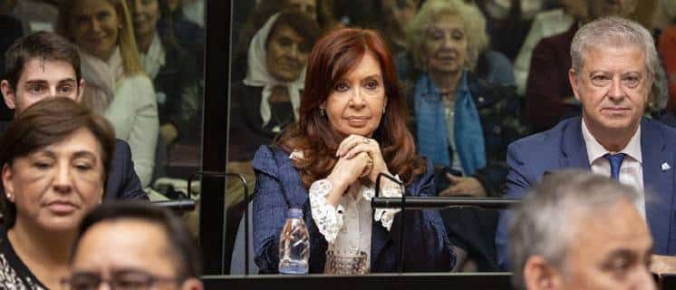 Cristina Kirchner vuelve al banquillo de los acusados