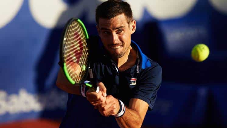 Pella se despidió rápidamente en Eastbourne