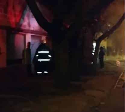 Le prendieron una vela a un santo y se les incendió la casa