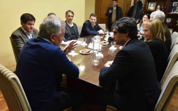 El Ministro Lacunza autocrítico por la situación de la paritaria docente