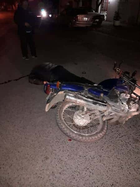 Está grave el motociclista atropellado por una camioneta que huyó del lugar
