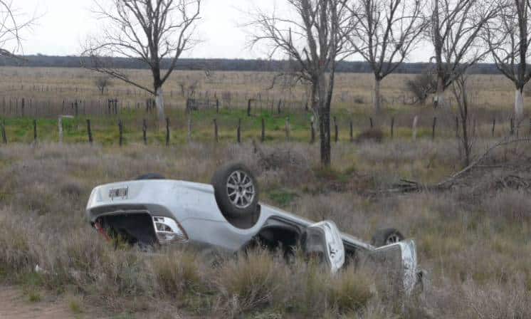 Vuelco en Telén: viajaban a La Humada y volcaron en la ruta 10
