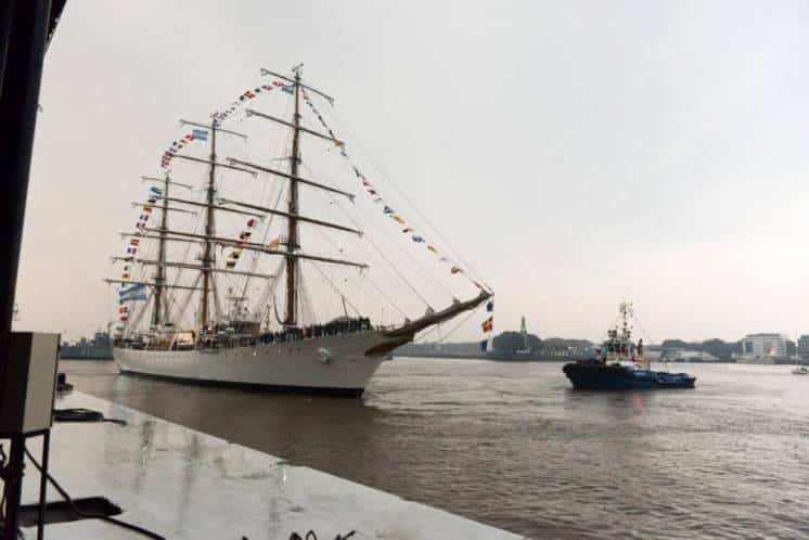 Puerto Belgrano: jornada de puertas abiertas en la Fragata Libertad