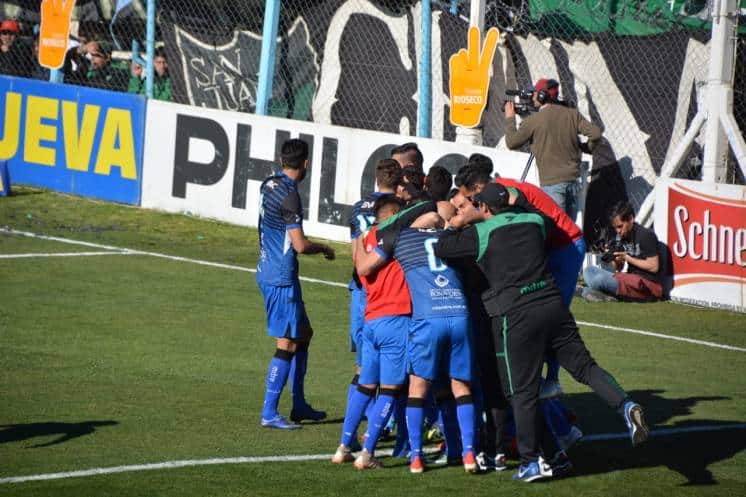 Villa Mitre esta de fiesta: venció a San Martín SJ y clasificó a 8vos