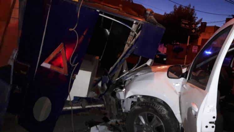 Alcoholizado chocó un carrito de comidas