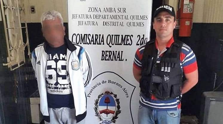 Acusan a un DT de invitar a los chicos a jugar a la Play para abusar de ellos