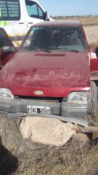 Discutió, lo balearon, manejó herido y murió a los pocos metros