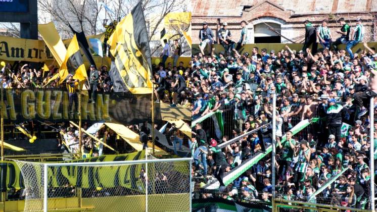 El clásico bahiense terminó en empate